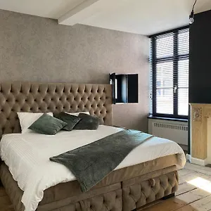 Absolute Bed & Breakfast